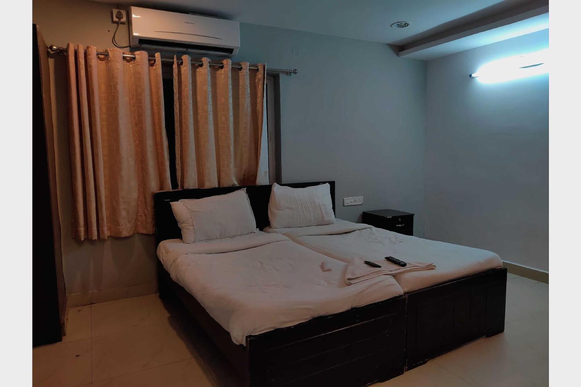 Hotel O White Solitaire ลูดิฮานา ภายนอก รูปภาพ