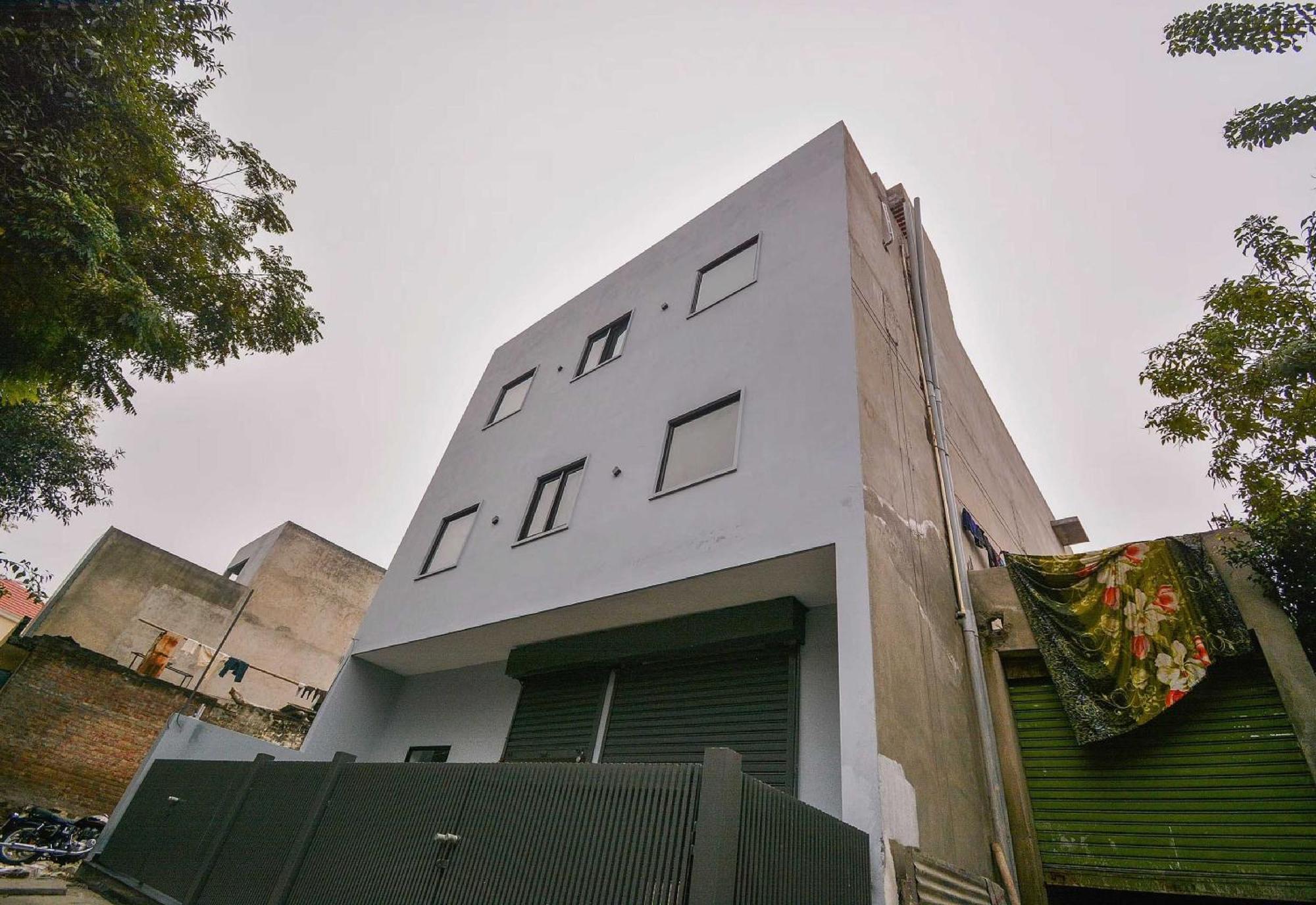 Hotel O White Solitaire ลูดิฮานา ภายนอก รูปภาพ
