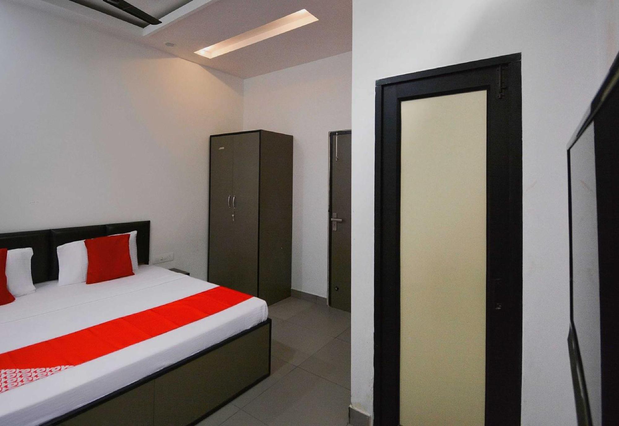 Hotel O White Solitaire ลูดิฮานา ภายนอก รูปภาพ